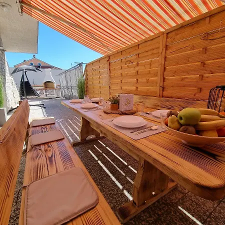 Anamarija Br. 1 Apartment Crikvenica